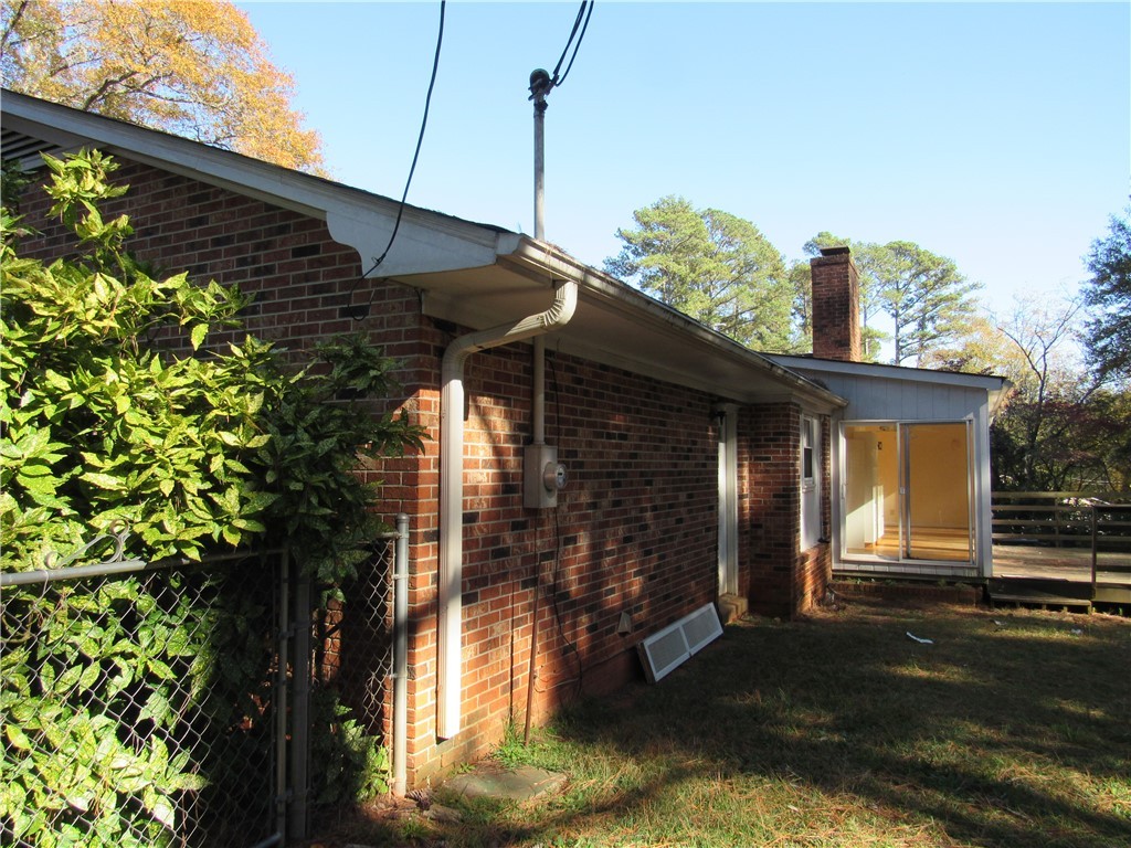 203 Mahaffey Drive Seneca, SC 29672 - Photo 5 of 26