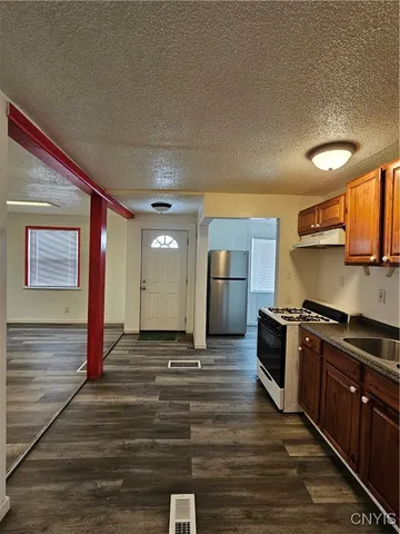 $79,900 | 324-326 James Street, Utica, NY 13501