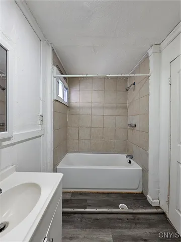 $79,900 | 324-326 James Street, Utica, NY 13501