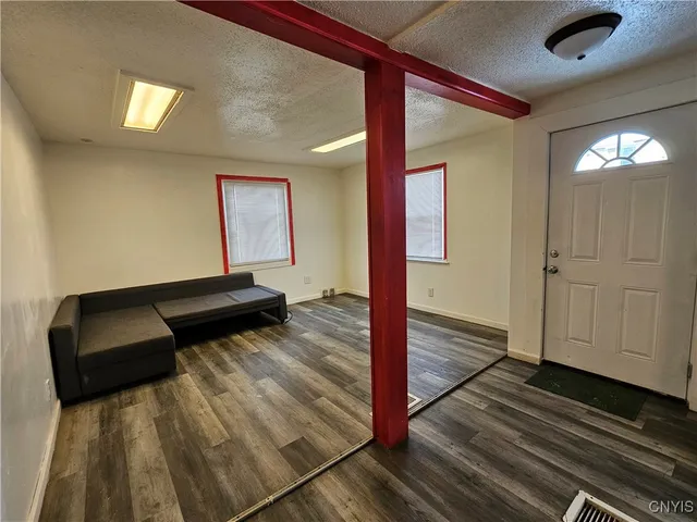 $125,000 | 324-326 James Street, Utica, NY 13501