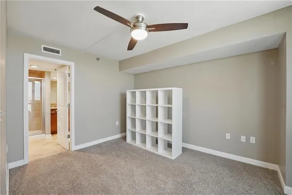 $227,500 | 600 Admiral Boulevard, Unit 1603, Kansas City, MO 64106