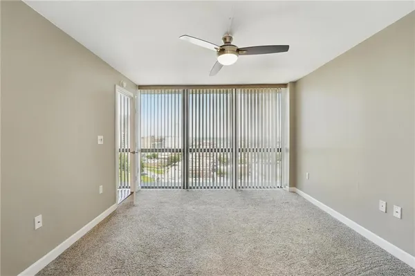 $227,500 | 600 Admiral Boulevard, Unit 1603, Kansas City, MO 64106