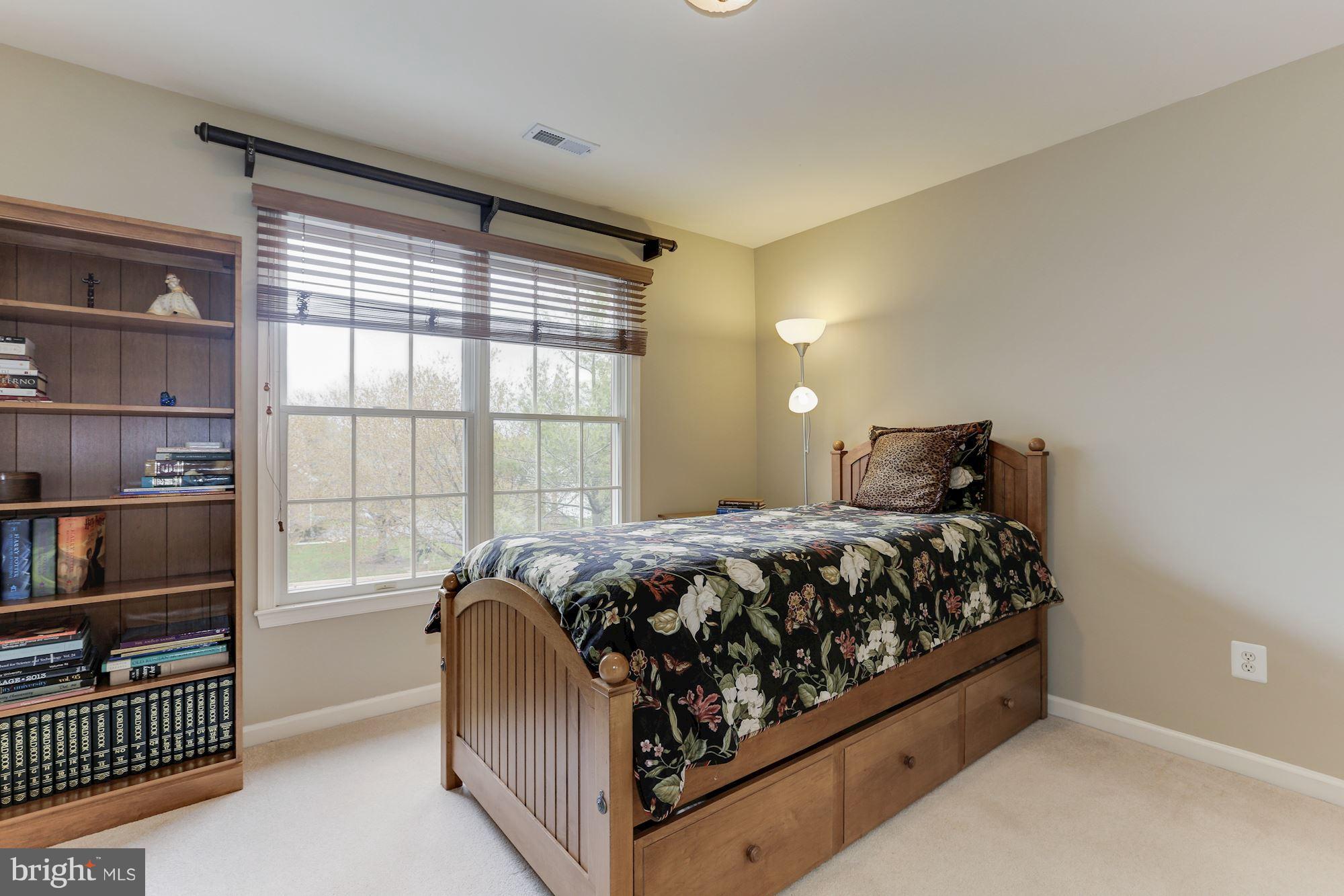 1316 Dasher Lane Reston, VA 20190 - Photo 21 of 30 Bedroom #2