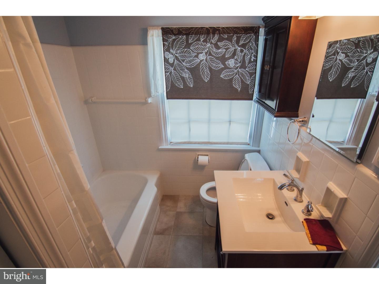 423 Red Leaf Road Wynnewood, PA 19096 - Photo 16 of 25 Bathroom