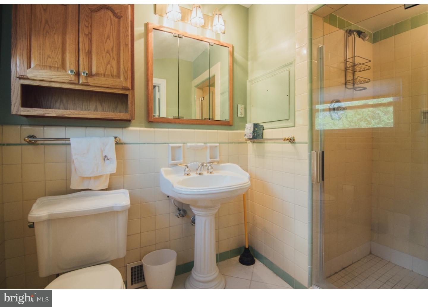 423 Red Leaf Road Wynnewood, PA 19096 - Photo 18 of 25 Master Bathroom
