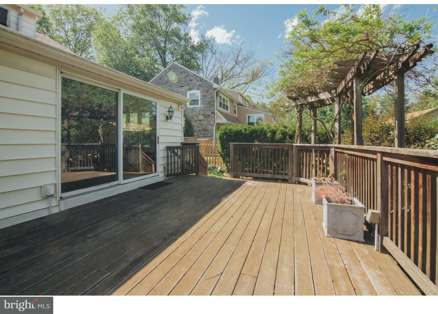 423 Red Leaf Road Wynnewood, PA 19096 - Photo 23 of 25 Deck