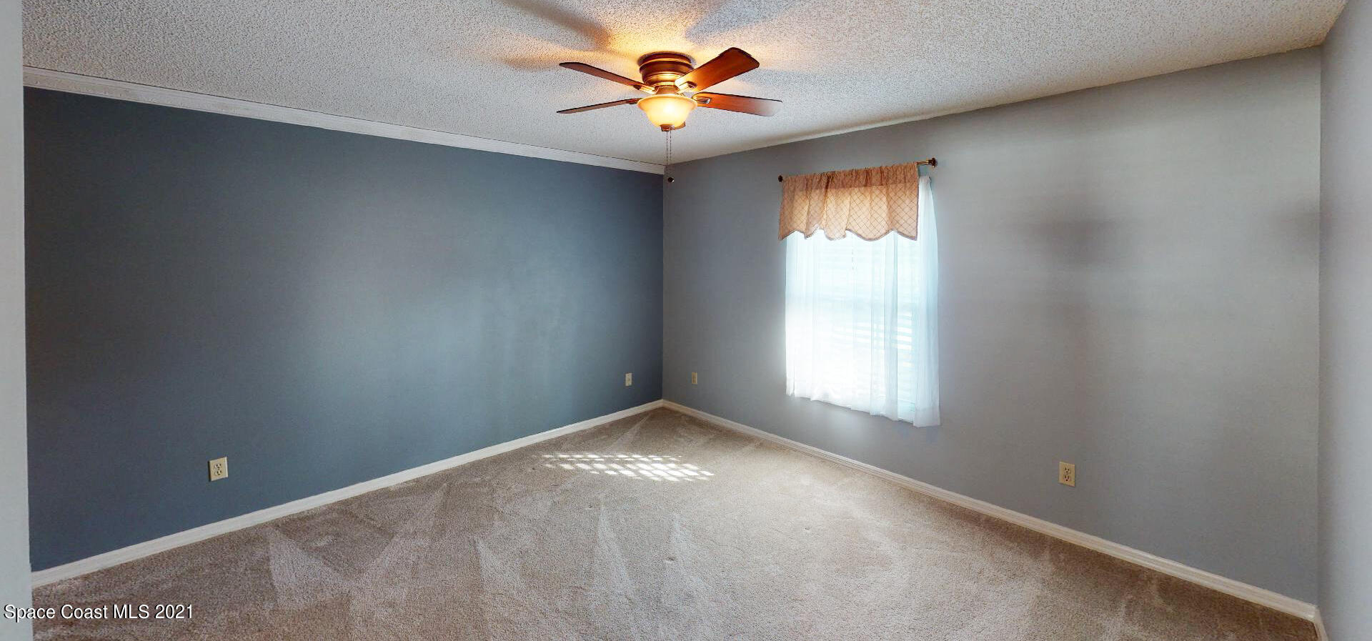 659 Alhambra Road Southeast Palm Bay, FL 32909 - Photo 47 of 76 659 Alhambra Rd SE-47