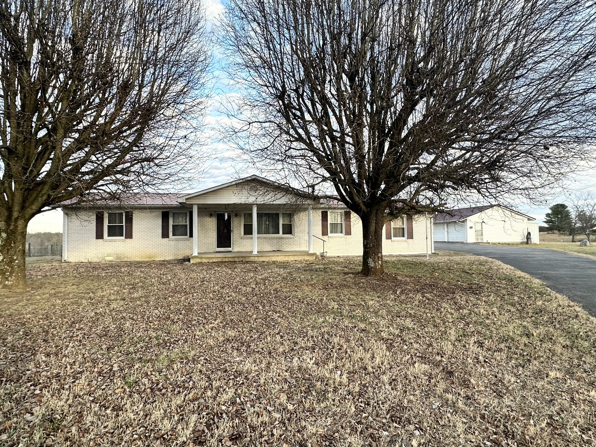 321 Will Thompson Road Sparta, TN 38583 - Photo 1 of 15 Gallery Image 1