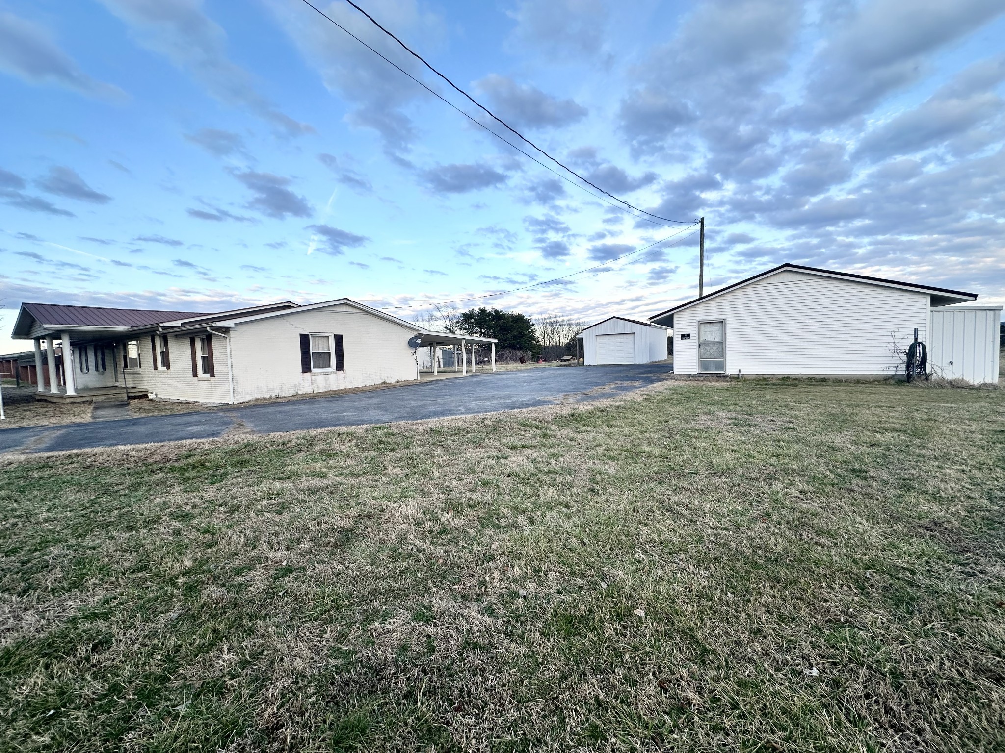 321 Will Thompson Road Sparta, TN 38583 - Photo 2 of 15 Gallery Image 2