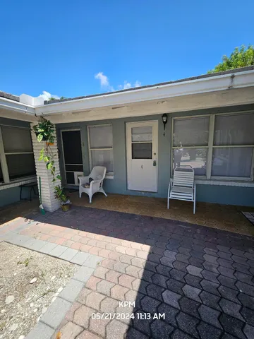 $1,700 | 115 Bravado Lane, Unit 4, Palm Beach Shores, FL 33404