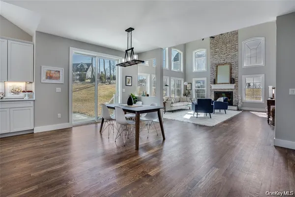 $1,495,000 | 26 Gentry Bend, Poughkeepsie, NY 12603