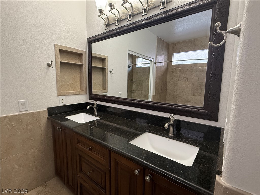 8159 Shellstone Avenue Las Vegas, NV 89117 - Photo 16 of 28