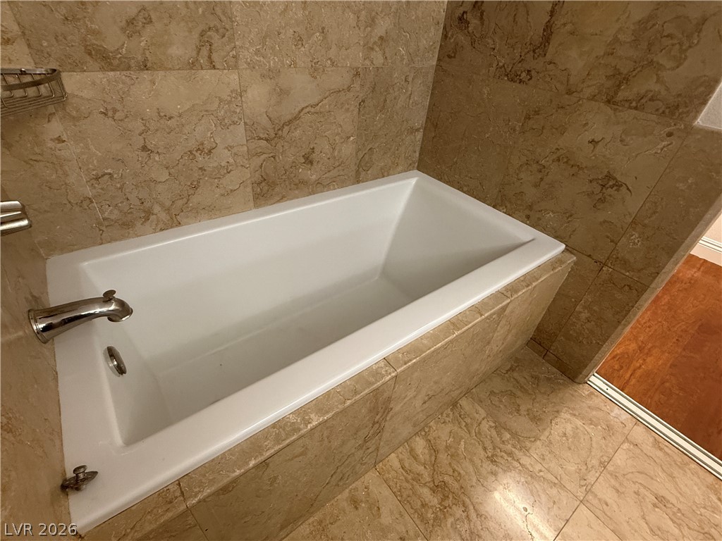 8159 Shellstone Avenue Las Vegas, NV 89117 - Photo 19 of 28