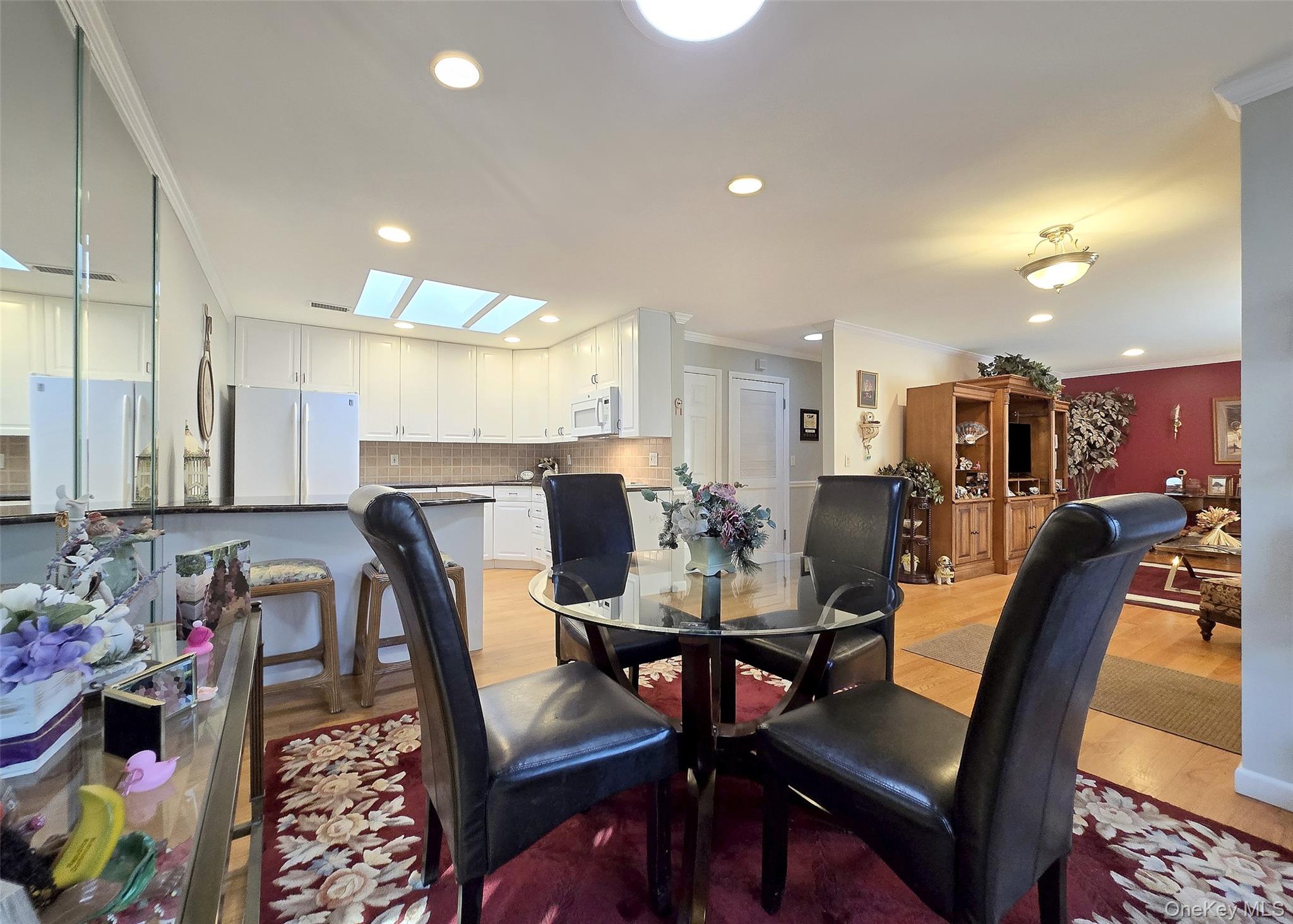 175 Birchwood Road Coram, NY 11727 - Photo 4 of 25