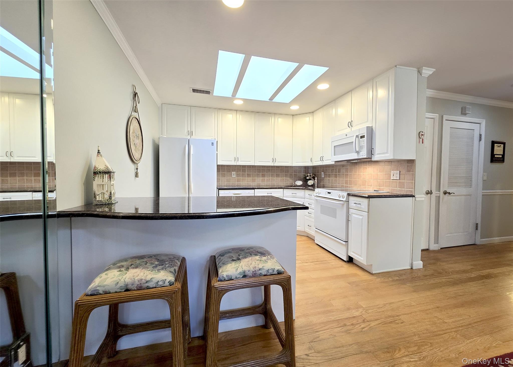 175 Birchwood Road Coram, NY 11727 - Photo 6 of 25