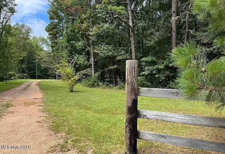 119 Spruce Drive Pinola, MS 39149 - Photo 4 of 27 11528209-7Y855FpzGL5y5sSn