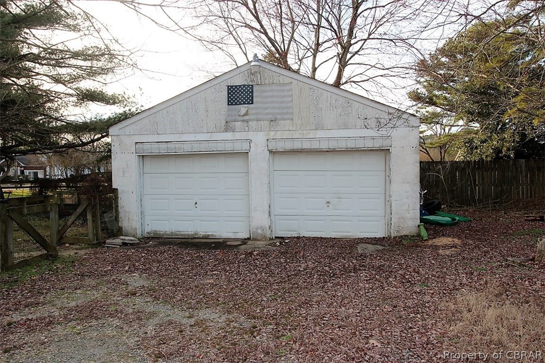6769 Williams Landing Road Hayes, VA 23072 - Photo 4 of 20