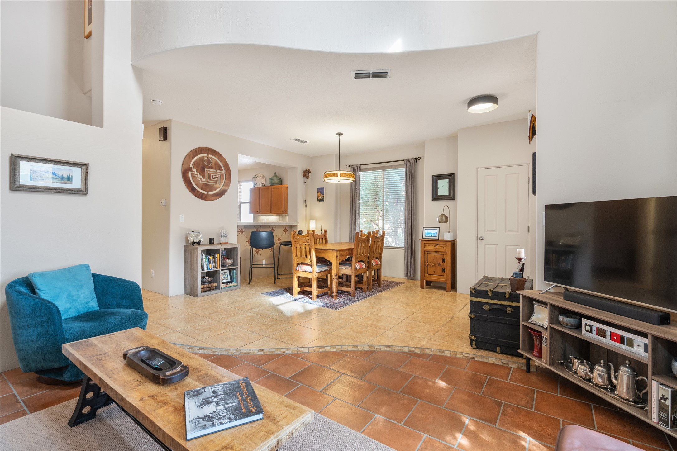 18 Emory Pass Santa Fe, NM 87508 - Photo 3 of 42