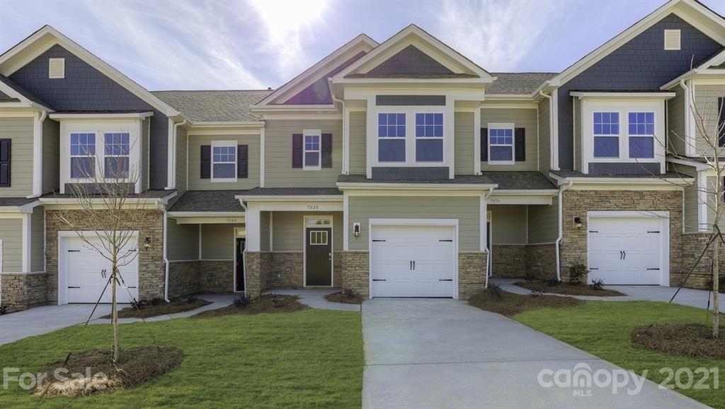 321 Bulrush Rd Lake Lake Wylie, SC 29710 - Photo 1 of 45 Gallery Image 1