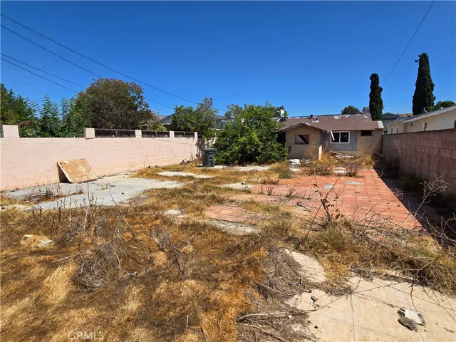 $610,888 | 8669 San Gabriel Avenue, South Gate, CA 90280