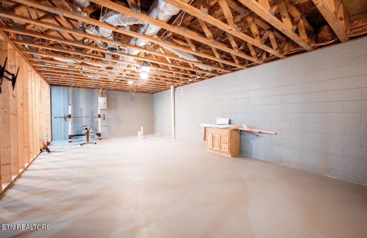 630 Peach Orchard Road Clinton, TN 37716 - Photo 38 of 43 basement