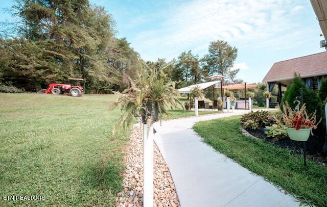 630 Peach Orchard Road Clinton, TN 37716 - Photo 6 of 43 side walk