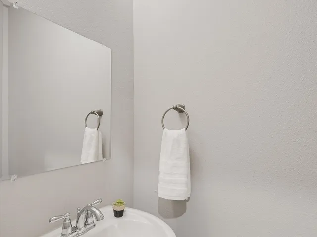 $199,000 | 201 Peruna Drive, Marble Falls, TX 78654