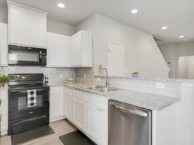 $199,000 | 201 Peruna Drive, Marble Falls, TX 78654