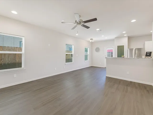 $199,000 | 201 Peruna Drive, Marble Falls, TX 78654