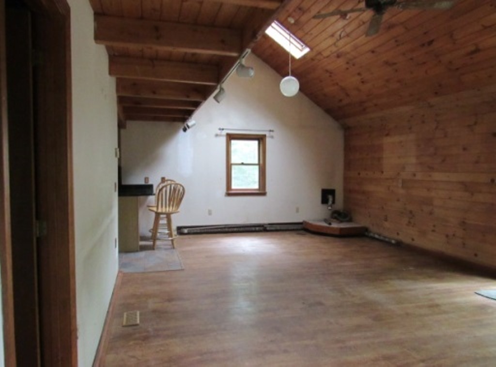 20 Loop Road Conway, NH 03860 - Photo 4 of 9