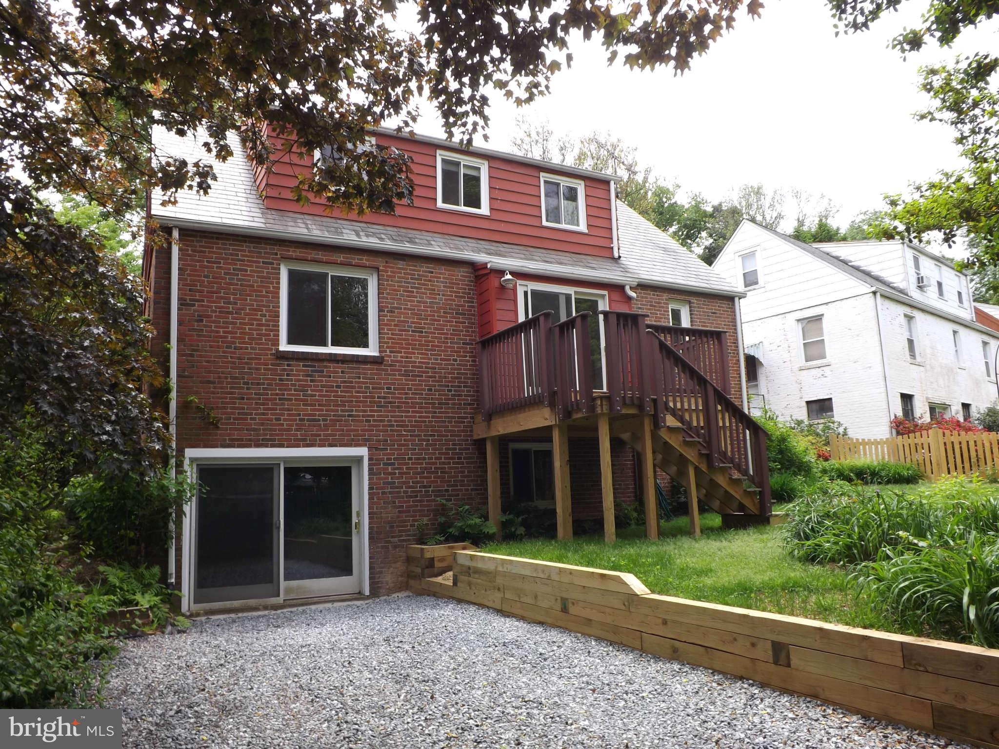 607 McNeill Road Silver Spring, MD 20910 - Photo 18 of 30 Exterior (Rear)