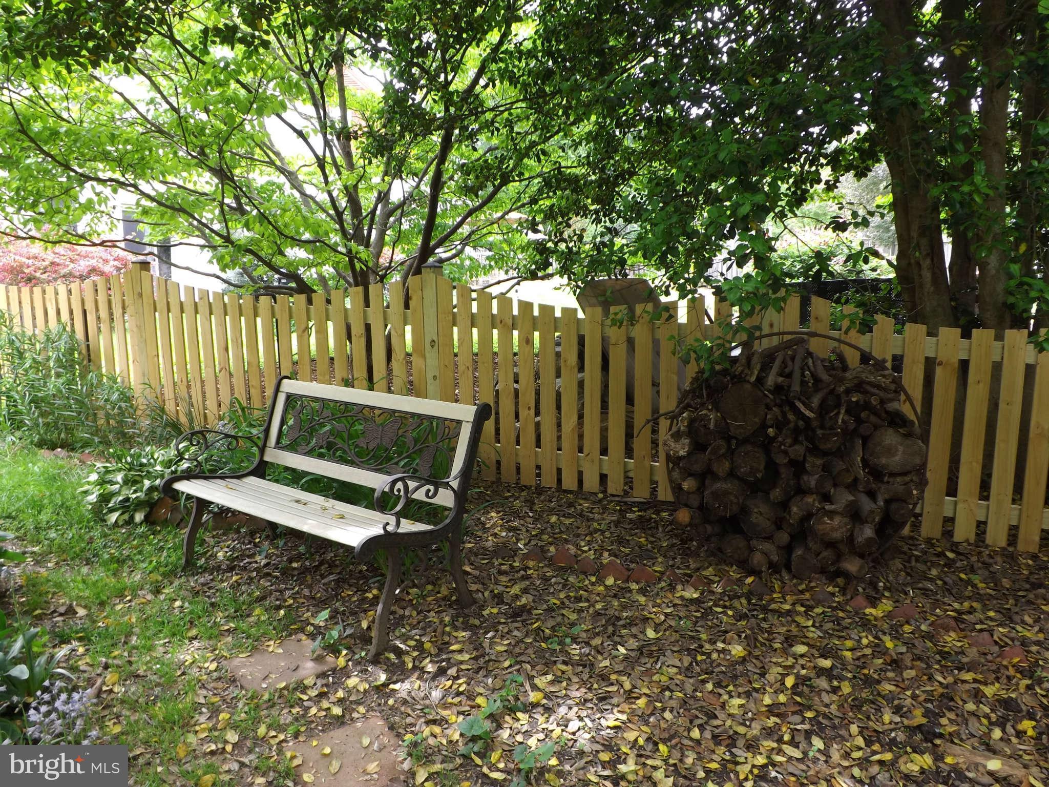 607 McNeill Road Silver Spring, MD 20910 - Photo 20 of 30 Exterior (General)