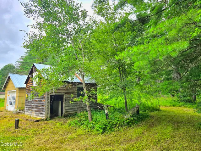 $29,900 | 251 Hopson Road, Dolgeville, NY 13329