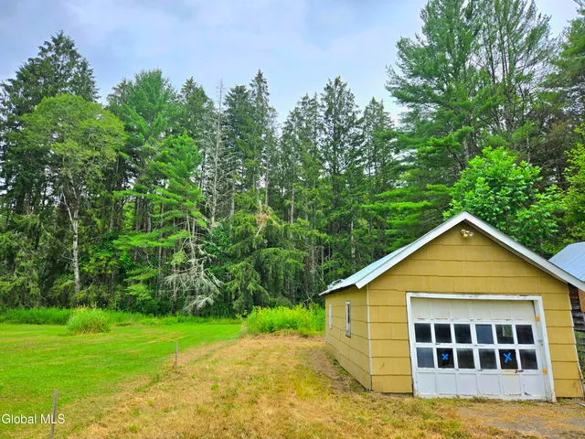 $29,900 | 251 Hopson Road, Dolgeville, NY 13329