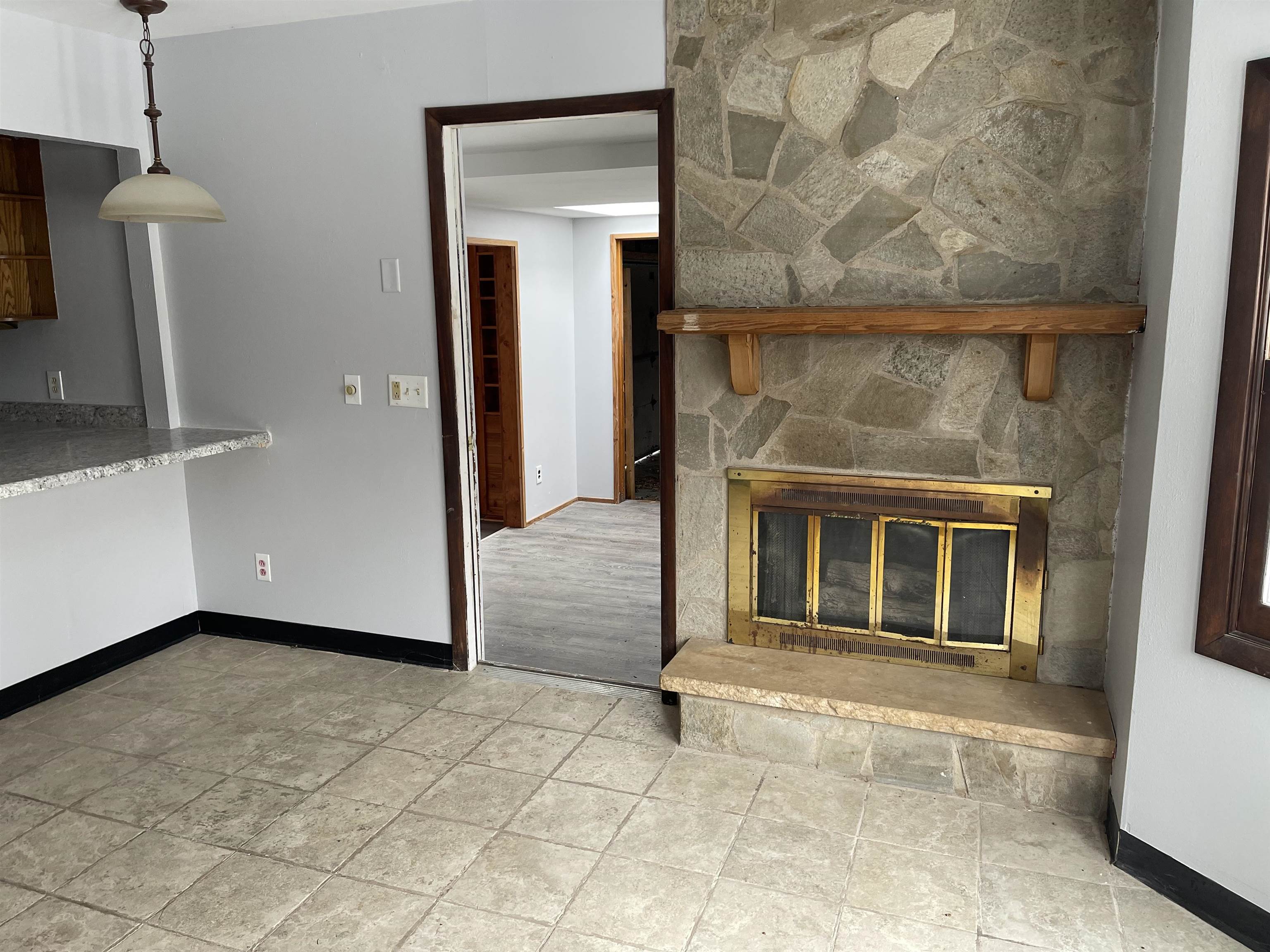 7870 Freeport Road Rockton, IL 61072 - Photo 8 of 22 a view of a livingroom with a fireplace