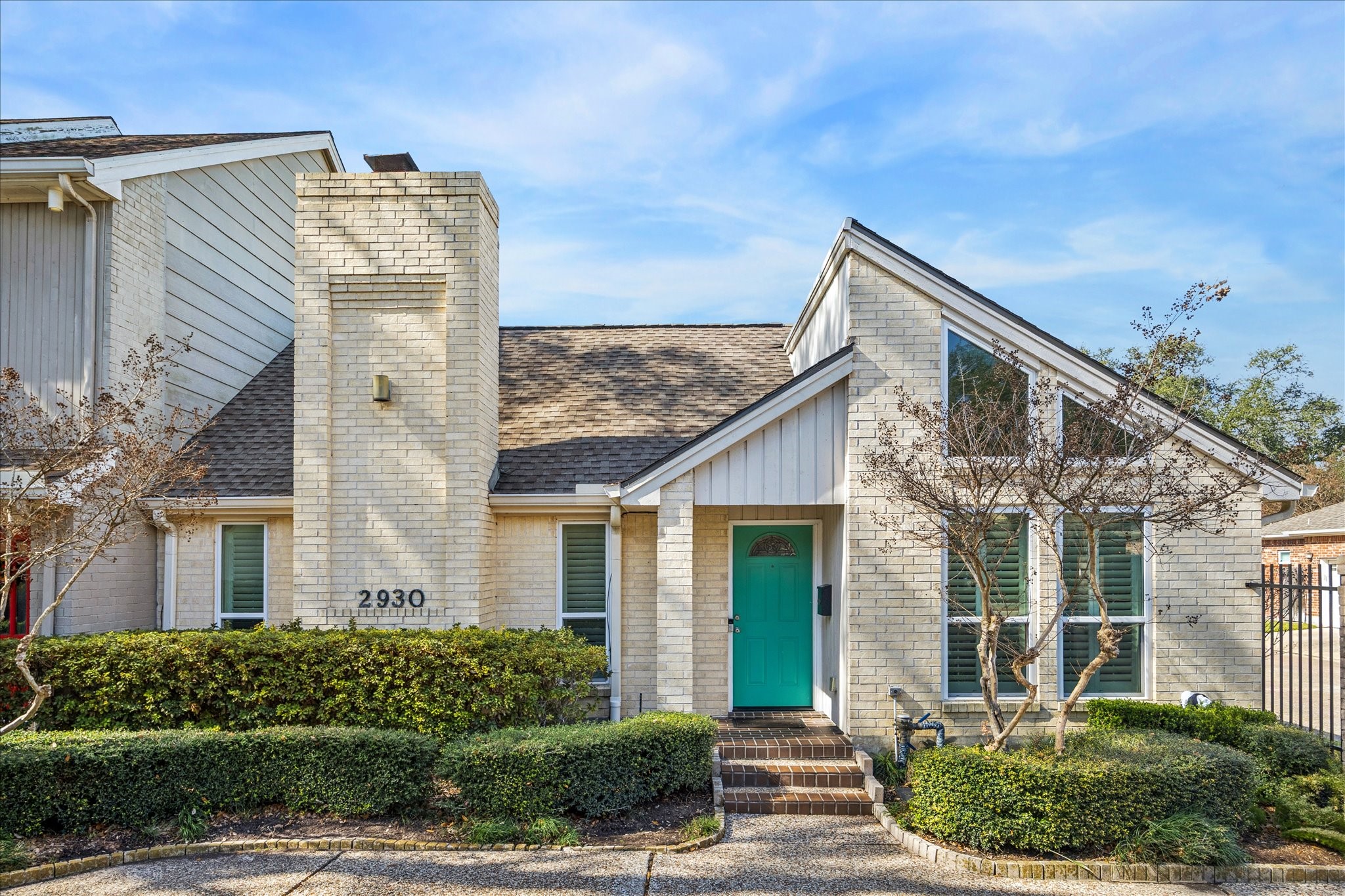 2930 Teague Road Houston, TX 77080 - Photo 2 of 22 front view of a house with a street
