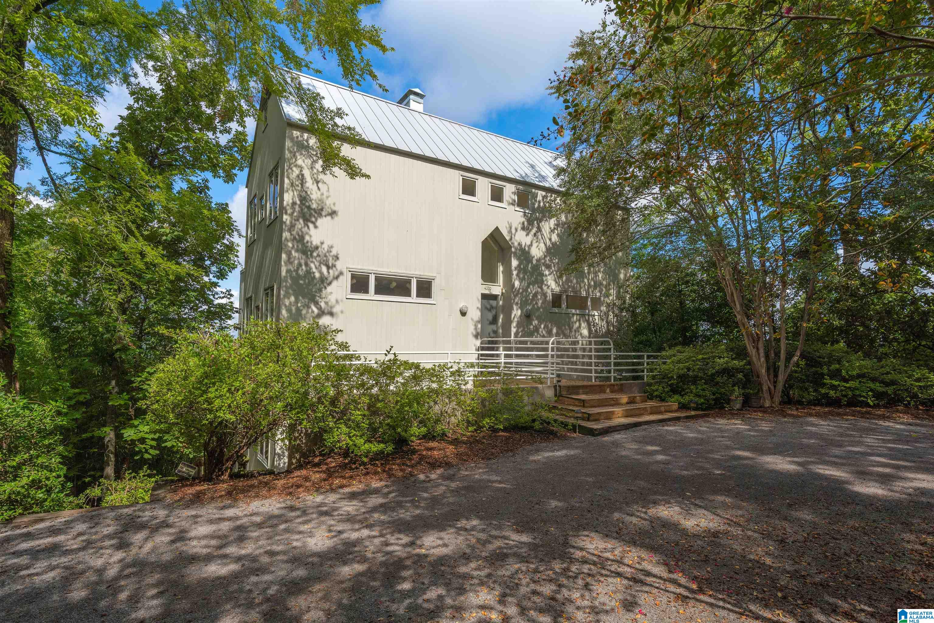 4370 Cliff Road Birmingham, AL 35222 - Photo 2 of 40