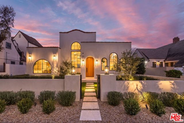 $4,495,000 | 216 South Almont Drive, Beverly Hills, CA 90211