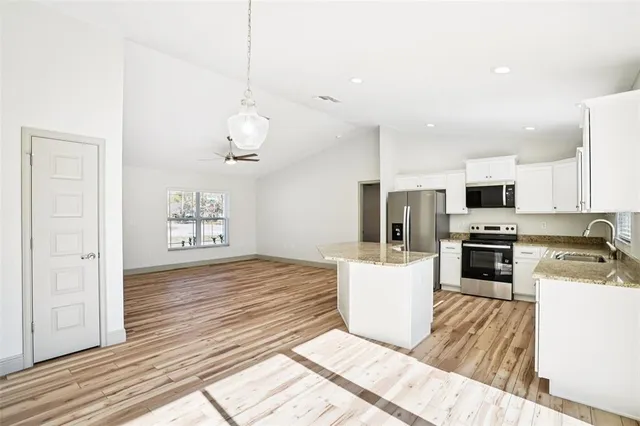 $294,900 | 32 Pecan Pass Trail, Ocala, FL 34472