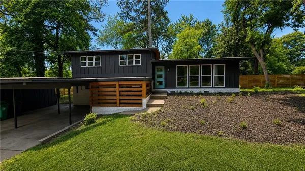 $555,000 | 3333 Thornewood Drive, Atlanta, GA 30340