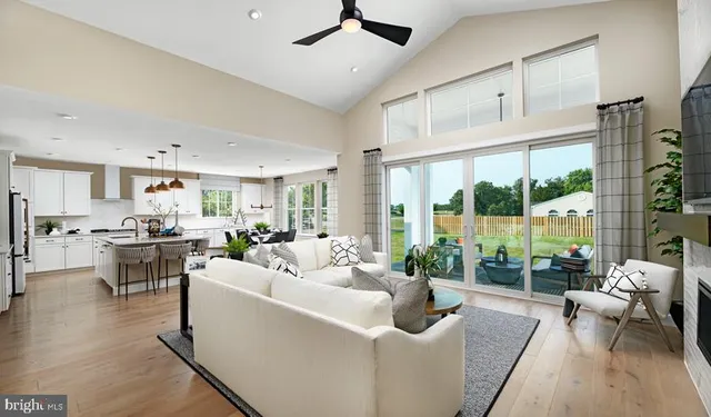 $879,999 | 101 Abrams Pointe Boulevard, Winchester, VA 22602