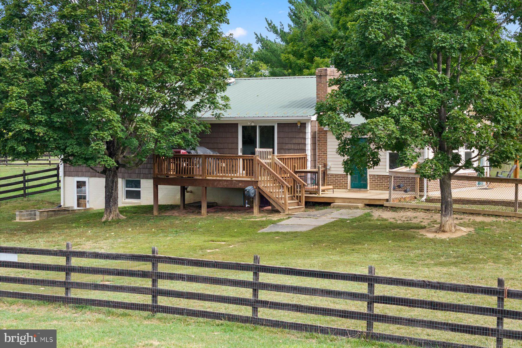 1579 Millner Road Strasburg, VA 22657 - Photo 5 of 30 Charming home with inviting porch.