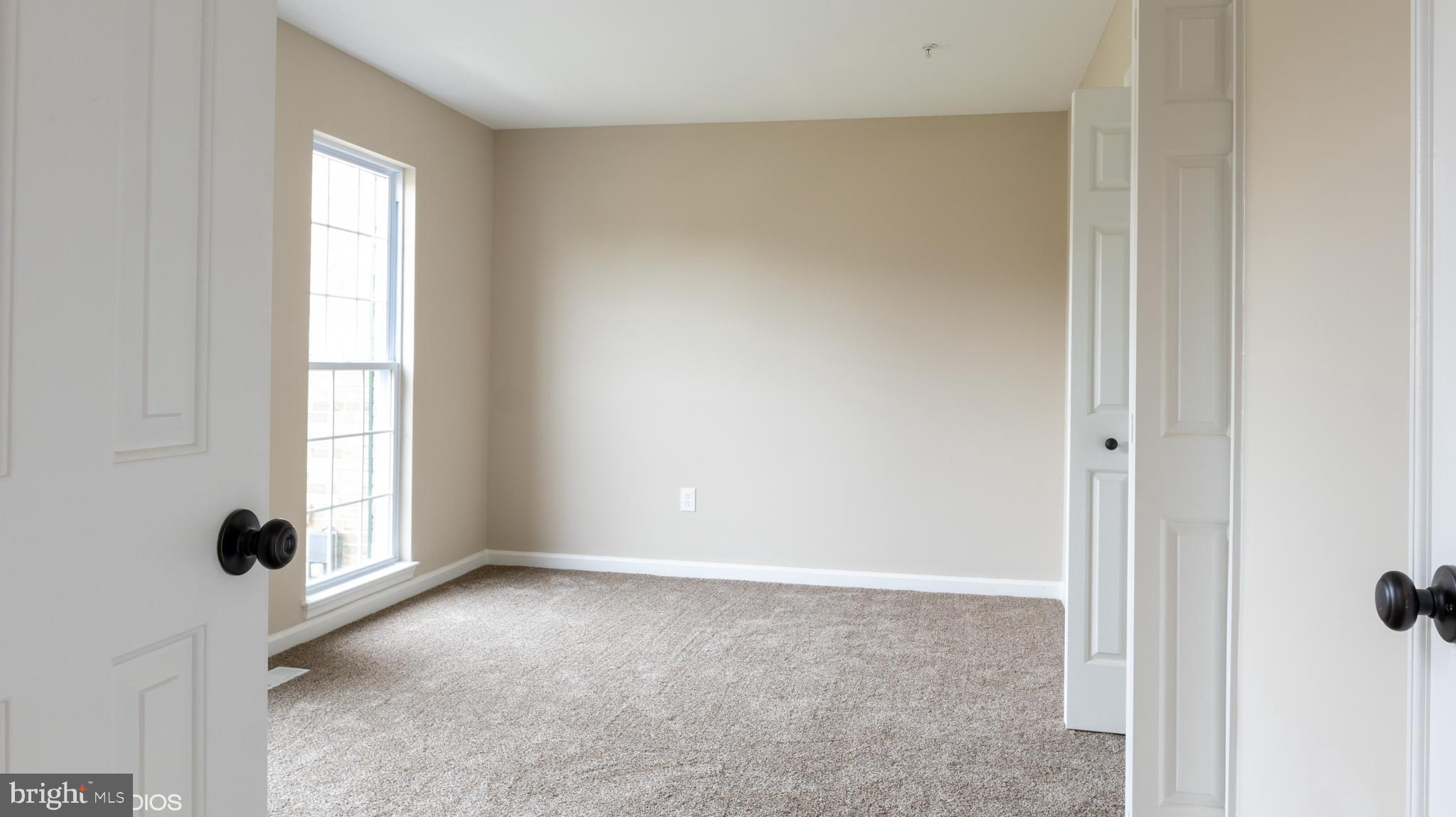 2112 Parkside Drive Bowie, MD 20721 - Photo 3 of 18