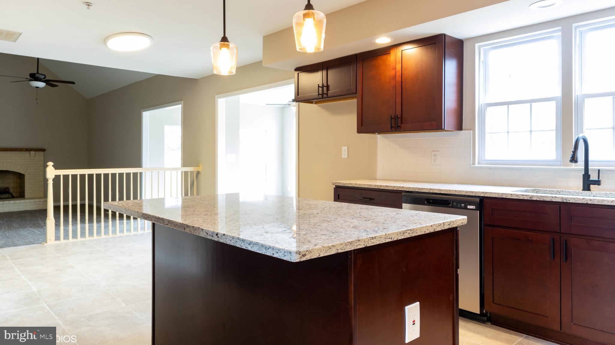 2112 Parkside Drive Bowie, MD 20721 - Photo 6 of 18