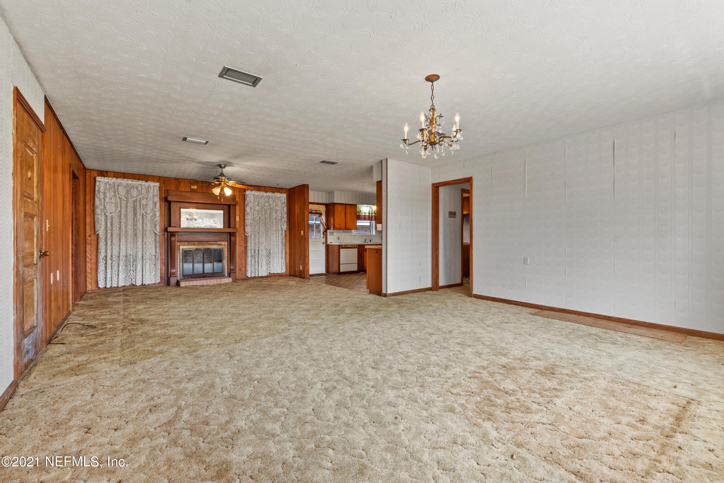4282 Yellow Water Road Jacksonville, FL 32234 - Photo 18 of 32 Dinning Room