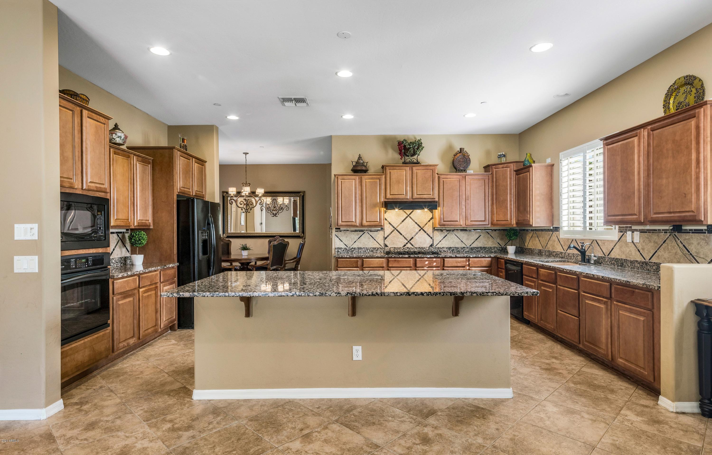 3735 East Maffeo Road Phoenix, AZ 85050 - Photo 16 of 16 Kitchen2