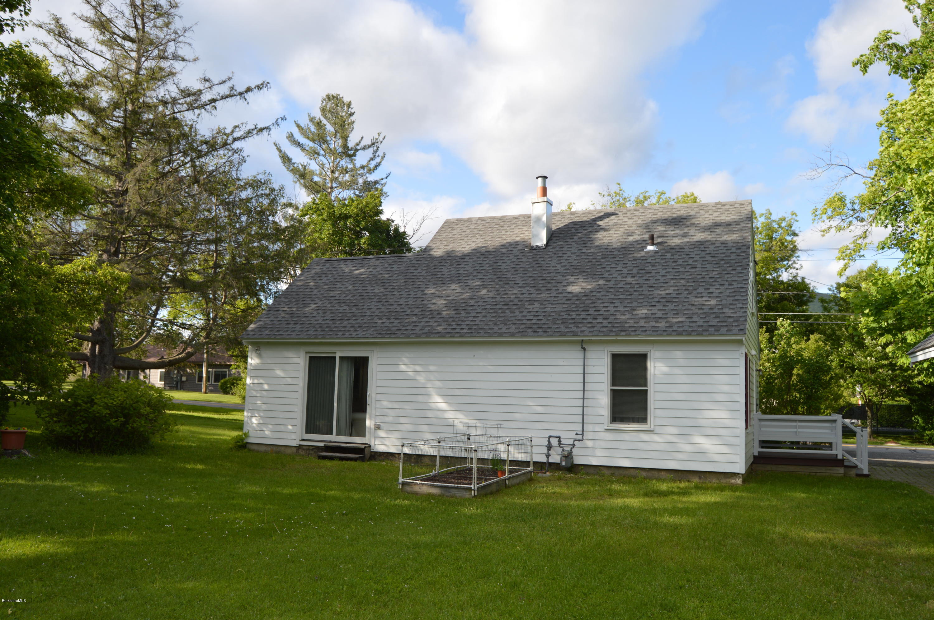 133 Adams Road Williamstown, MA 01267 - Photo 13 of 28 2019-06-03 07.09.13