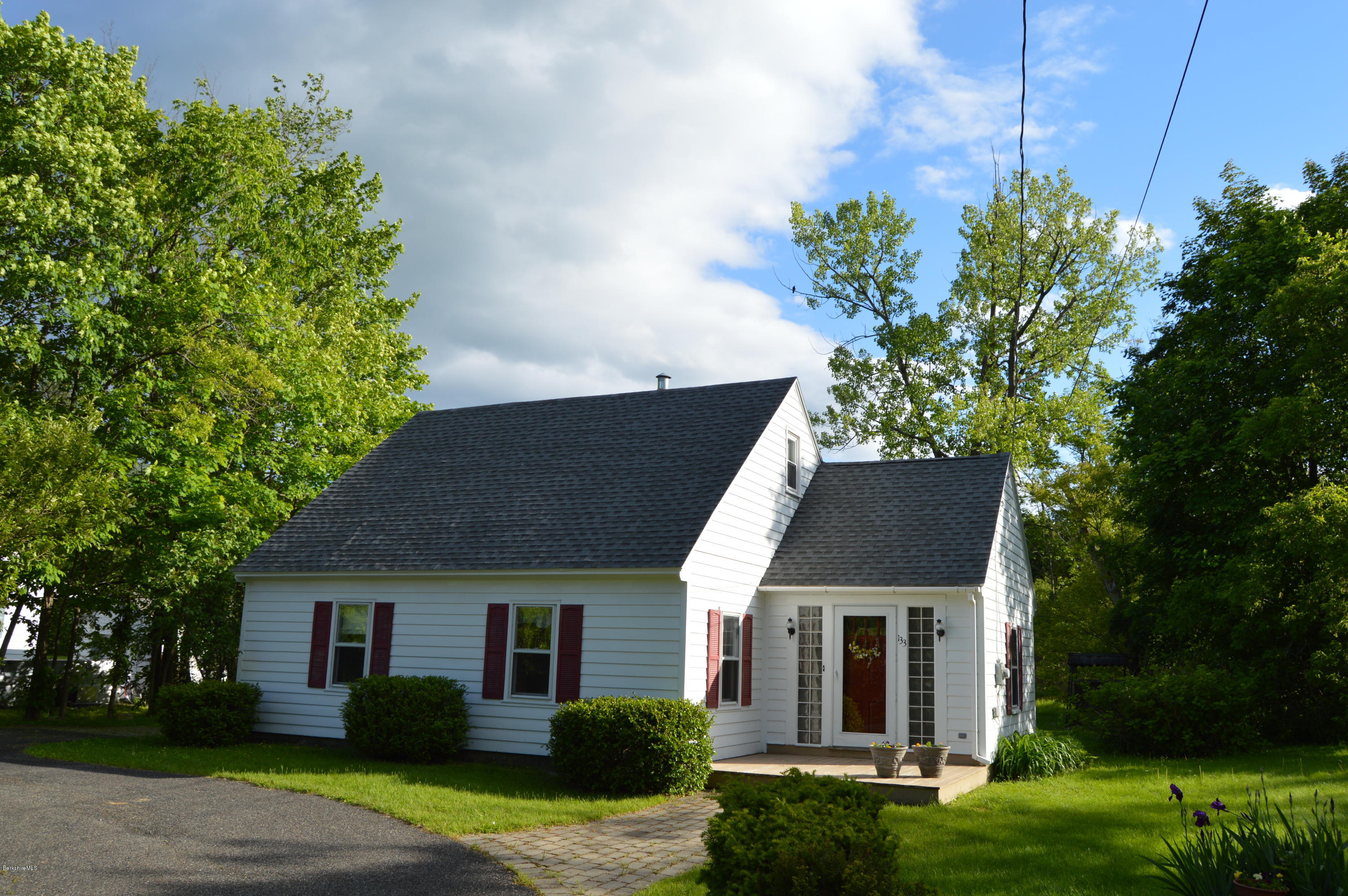 133 Adams Road Williamstown, MA 01267 - Photo 7 of 28 2019-06-03 07.06.43