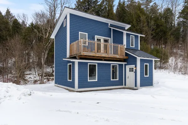 $309,900 | 82 Angus Drive, Johnson, VT 05656