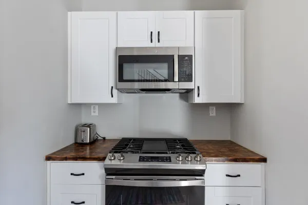 $309,900 | 82 Angus Drive, Johnson, VT 05656